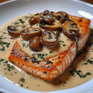 Creamy Garlic Mushroom Salmon