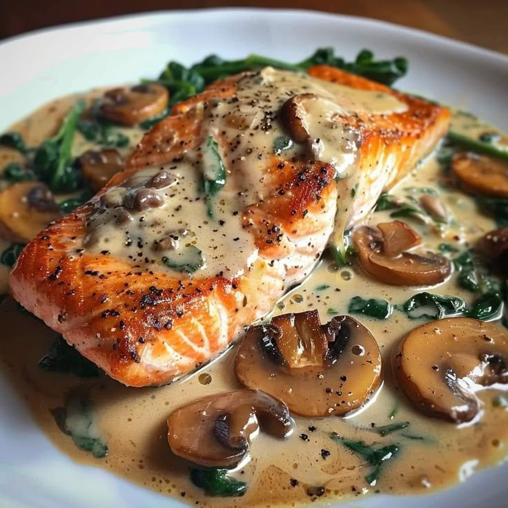 Creamy Garlic Mushroom Salmon